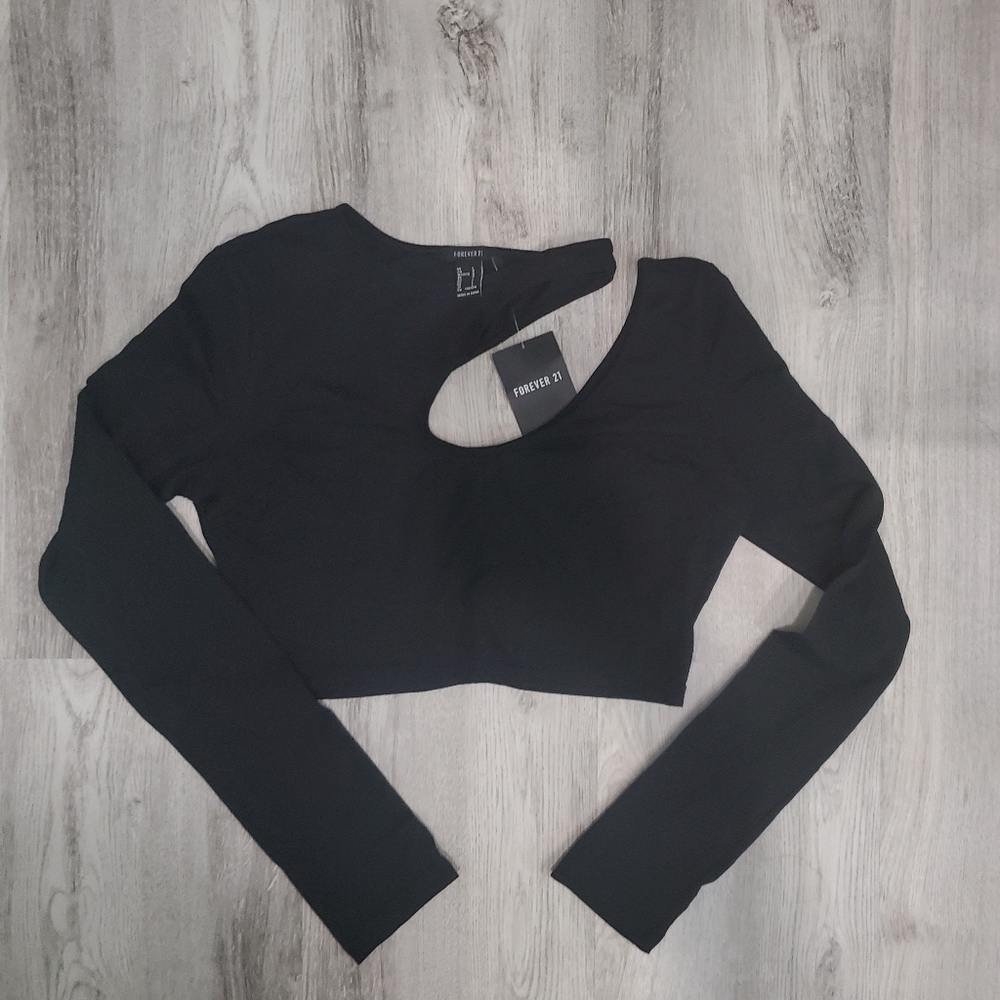 Black sweater crop top